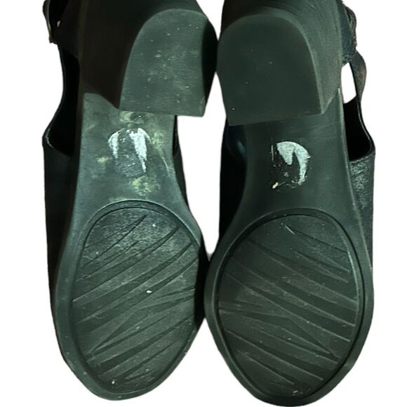 Carlos by Carlos Santana Della Gray Open Toe Silver Buckle Ankle Bootie Size 6.5 - Picture 8 of 9